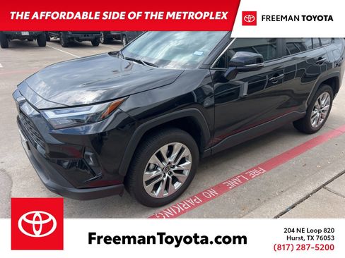 Used 2024 Toyota RAV4 XLE Premium w/ Weather Package FWD image 1
