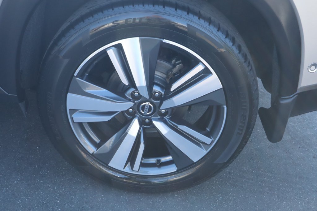 Used 2021 Nissan Rogue Platinum AWD/4WD image 13