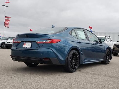 New 2026 Toyota Camry SE FWD image 5