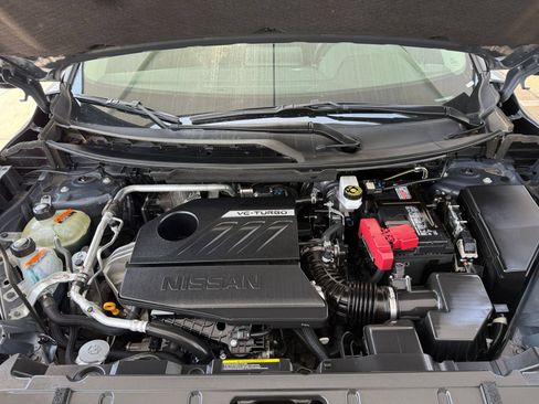 Used 2025 Nissan Rogue SV AWD/4WD image 33