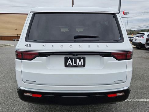 Used 2023 Jeep Wagoneer Series II image 12