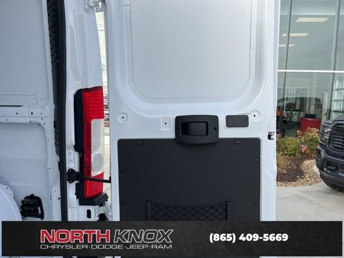 New 2026 RAM ProMaster 2500 w/ Quick Order Package 22G SLT image 16