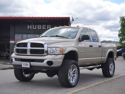Used 2005 Dodge Ram 2500 Truck SLT w/ Trailer Tow Group AWD/4WD image 3