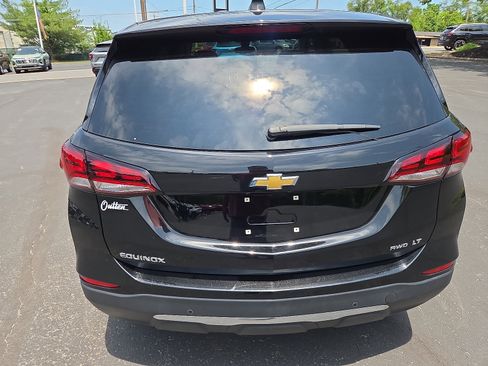 Used 2024 Chevrolet Equinox LT AWD/4WD image 4