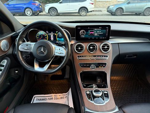 Used 2020 Mercedes-Benz C 300 4MATIC Sedan image 11
