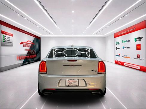 Used 2021 Chrysler 300 S image 7