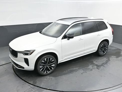 New 2026 Volvo XC90 B6 Ultra w/ Lounge Package AWD/4WD image 22