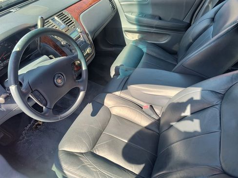 Used 2010 Cadillac DTS Limousine image 13