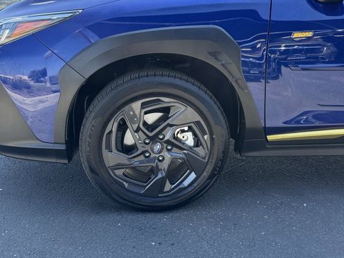 Used 2025 Subaru Crosstrek 2.5i Sport w/ Crosstrek Mirror Package AWD/4WD image 32