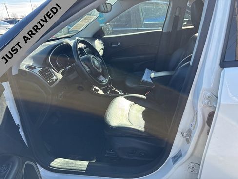 Used 2017 Jeep Compass Limited image 11