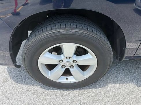 Used 2018 RAM 1500 Express w/ Express Value Package RWD image 3