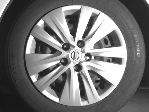 Used 2025 Nissan Sentra S FWD image 12