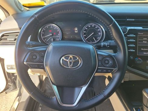 Used 2018 Toyota Camry XLE w/ Driver Assist Package image 21