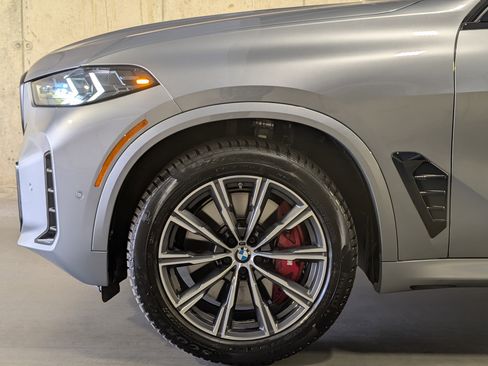 Used 2024 BMW X5 M60i w/ Climate Comfort Package image 14