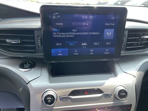 Used 2021 Ford Explorer XLT AWD/4WD image 16