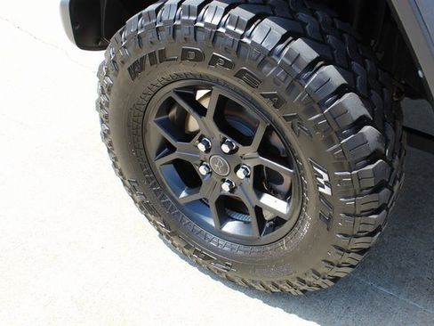 Used 2024 Jeep Wrangler Willys image 3