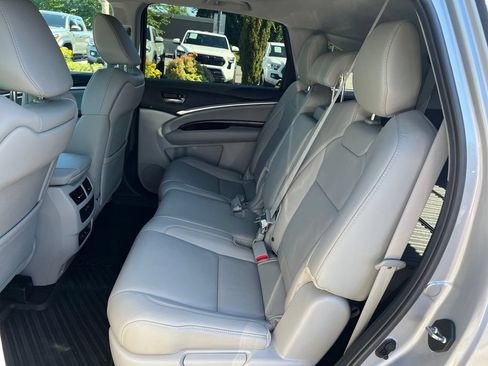 Used 2020 Acura MDX SH-AWD image 18