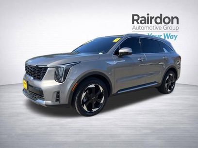 Used 2025 Kia Sorento EX