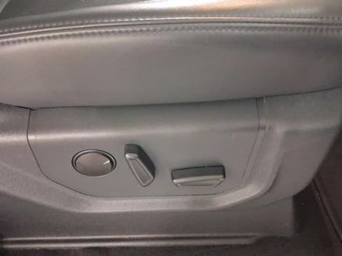 Used 2024 Ford Expedition XLT AWD/4WD image 18