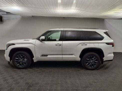 Used 2026 Toyota Sequoia Platinum AWD/4WD image 2