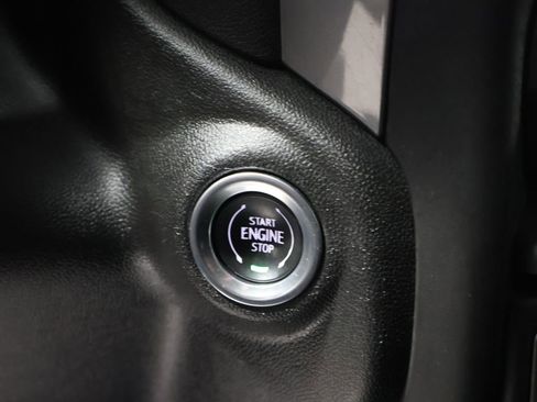 Used 2022 Chevrolet Silverado 1500 Custom image 27