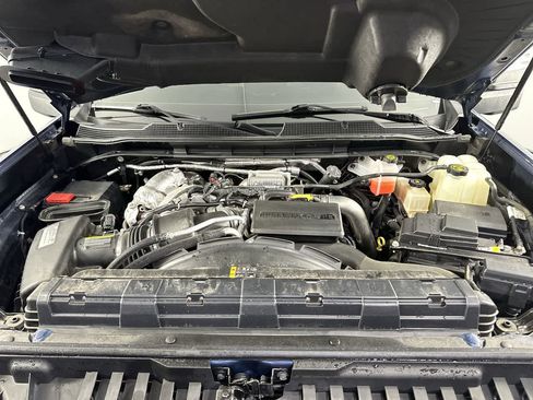 Used 2021 Chevrolet Silverado 2500 High Country w/ Z71 Off-Road Package image 11