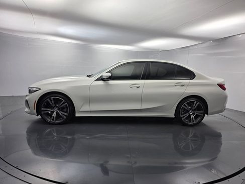 Used 2023 BMW 330i Sedan w/ Driving Assistance Package RWD image 7