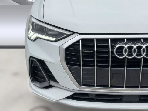 Used 2021 Audi Q3 2.0T Premium Plus w/ Premium Plus Package image 9