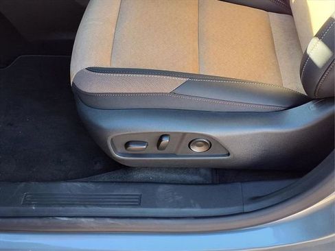 New 2026 Chevrolet Equinox ACTIV image 23