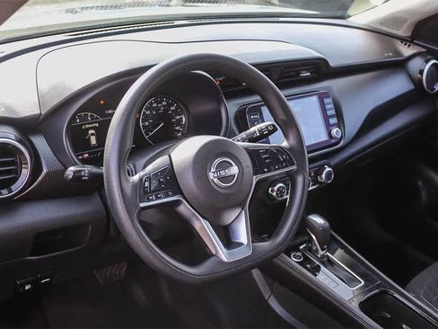 Used 2024 Nissan Kicks SV image 22