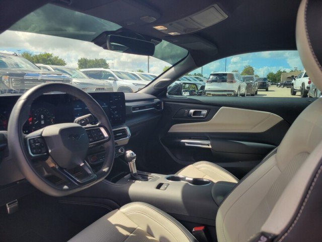 Used 2024 Ford Mustang GT Premium RWD image 10