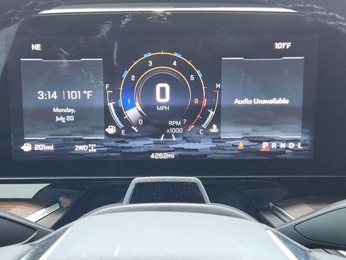 New 2026 Chevrolet Suburban High Country AWD/4WD image 11