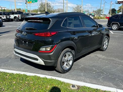 Used 2022 Hyundai Kona SEL image 6