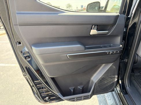 Used 2024 Toyota Tacoma TRD Sport image 21