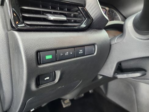 Used 2023 Nissan Sentra SV image 36