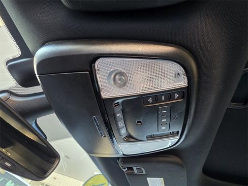 Used 2024 Dodge Durango GT image 32