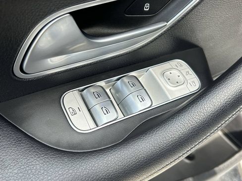 Used 2023 Mercedes-Benz GLS 450 4MATIC image 23