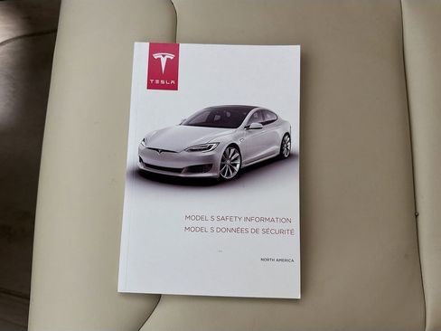 Used 2017 Tesla Model S 75D image 35