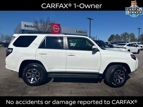 Used 2024 Toyota 4Runner TRD Off-Road Premium image 3