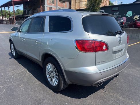 Used 2012 Buick Enclave Leather FWD image 4