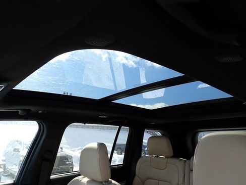 New 2025 Jeep Grand Cherokee Limited w/ Luxury Tech Group II image 18