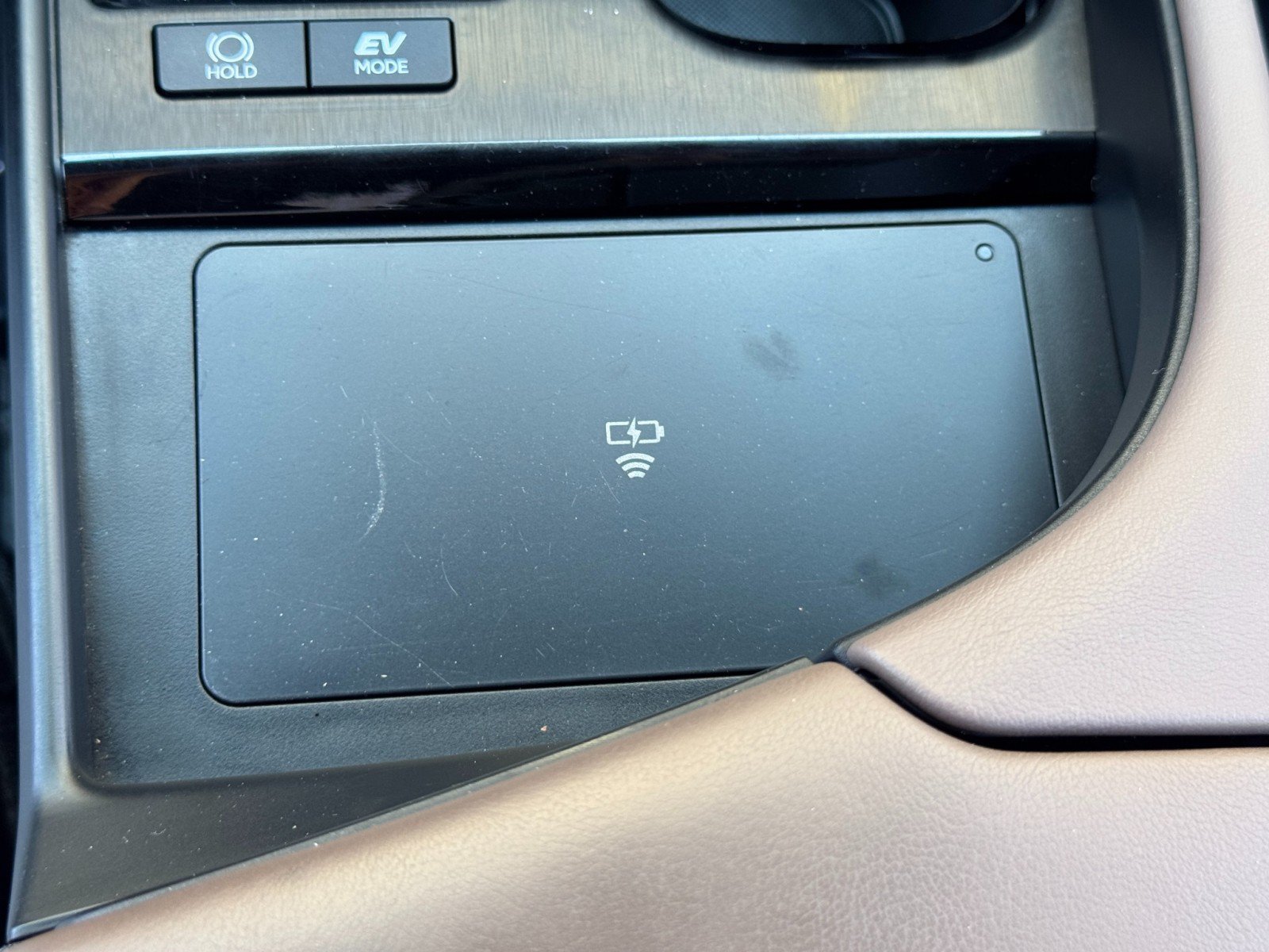 Used 2024 Lexus ES 300h w/ Premium Package FWD image 36