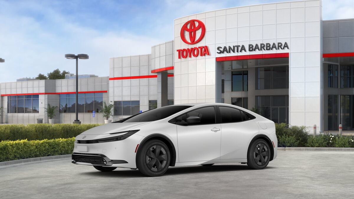 New 2027 Toyota Prius LE FWD image 2