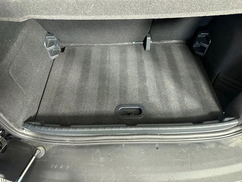 Used 2020 Ford EcoSport SE w/ SE Convenience Package image 9