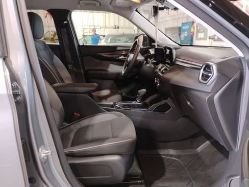 Used 2024 Chevrolet TrailBlazer LS w/ LS Convenience Package image 14