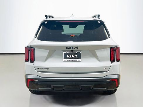 New 2026 Kia Sorento SX image 6