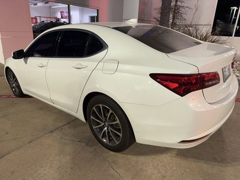 Used 2015 Acura TLX V6 image 2