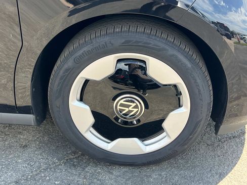 New 2025 Volkswagen ID. Buzz Pro S image 28