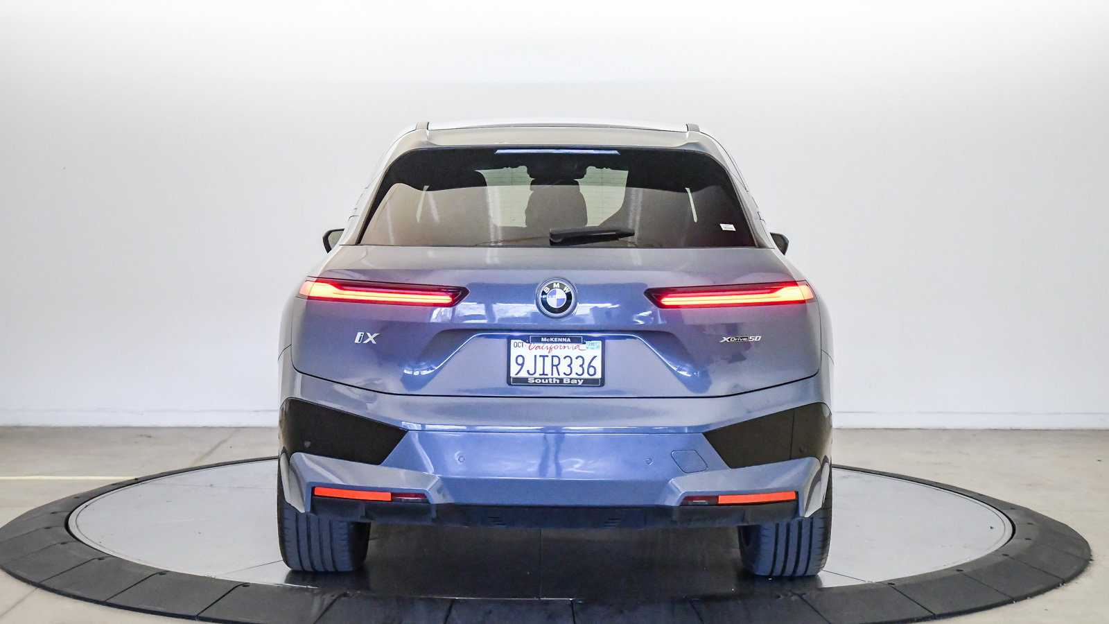 Certified 2024 BMW iX xDrive50 w/ Sport Package AWD/4WD image 3