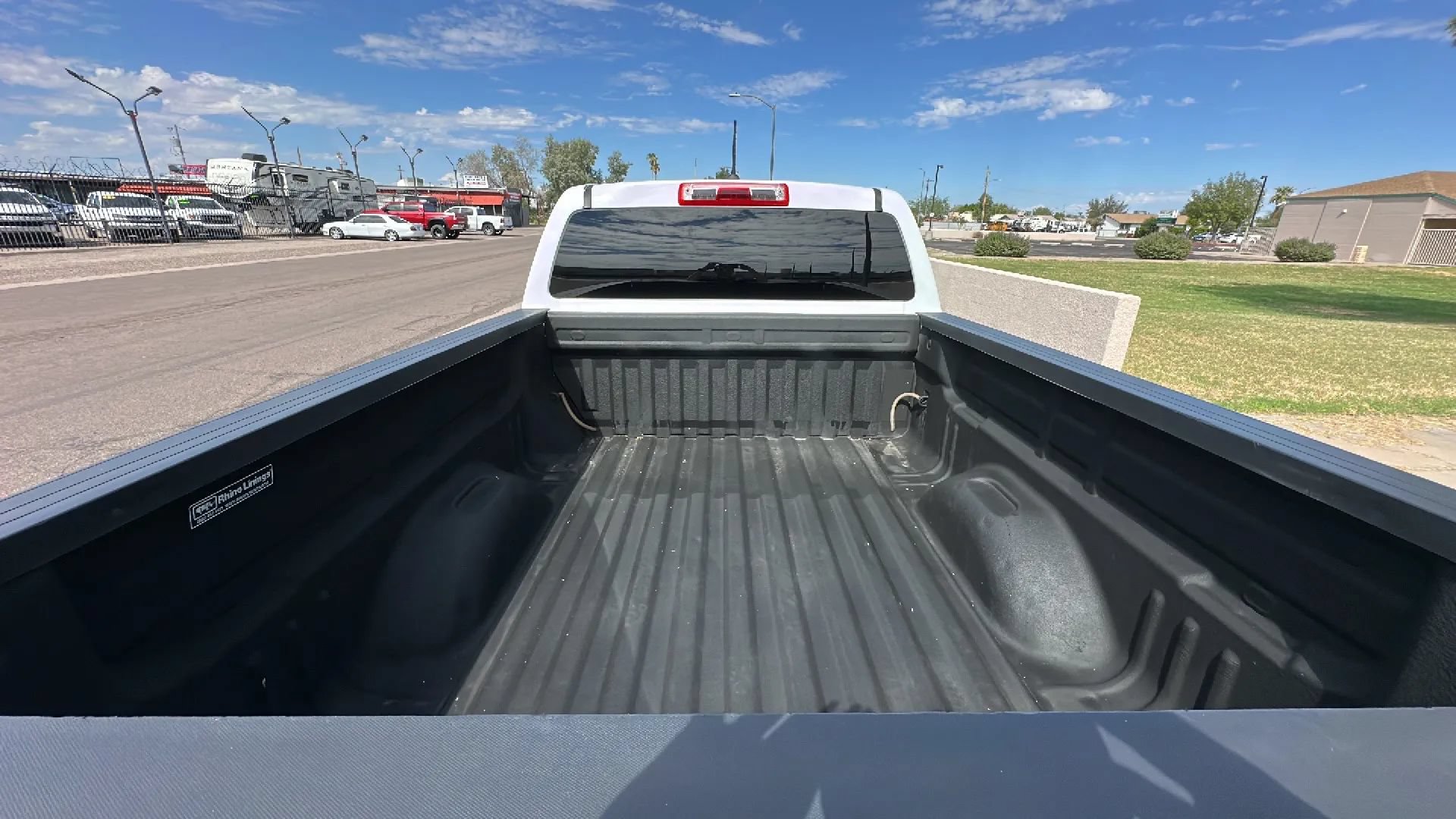 Used 2015 Chevrolet Colorado W/T w/ WT Convenience Package AWD/4WD image 4